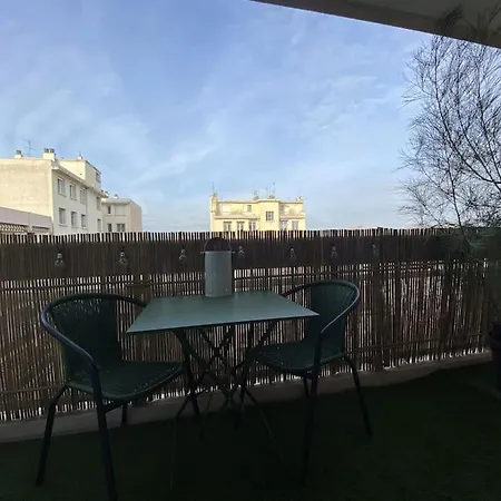 Daire Lumineux Avec Balcon Proche Tete D'or